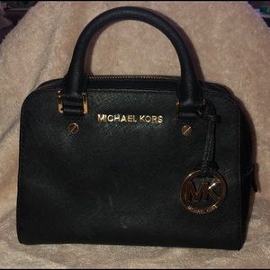 Small Michael Kors black cross body